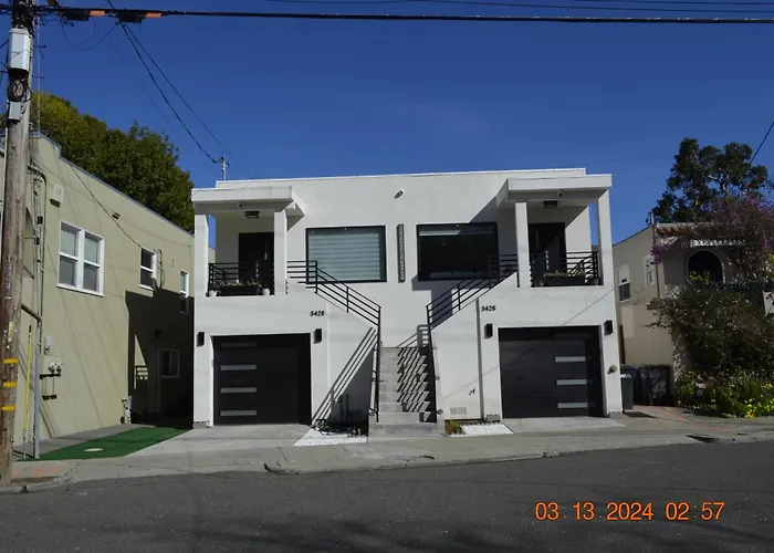 Modern 2Br 2Ba Oakland Oasis Furnished & Level 2 Evc