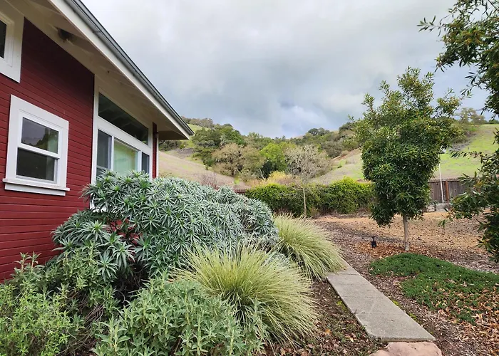 Amitabha Wine Country Cottage